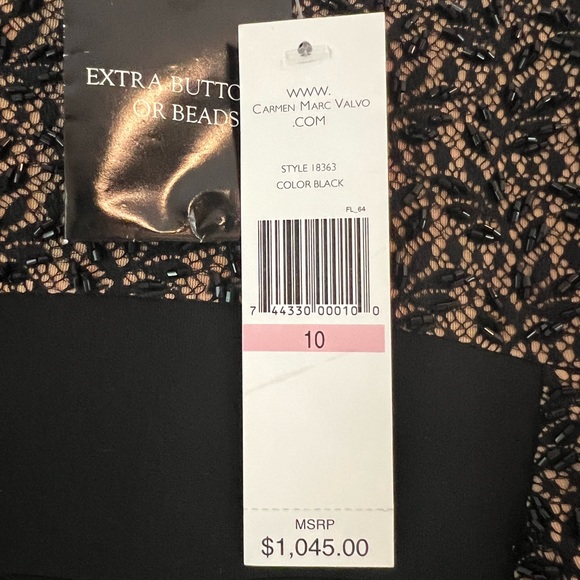 Carmen Marc Valvo Column Full Length Gown - Picture 4 of 4